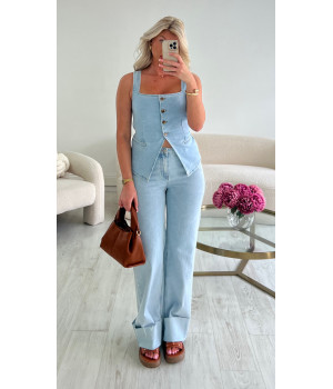 Light blue hemmed jeans