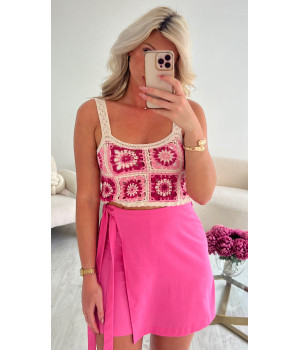 Top crochet rose