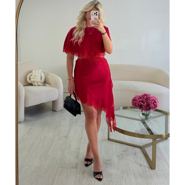 Robe cape dentelle rouge - DRESS DESIREE