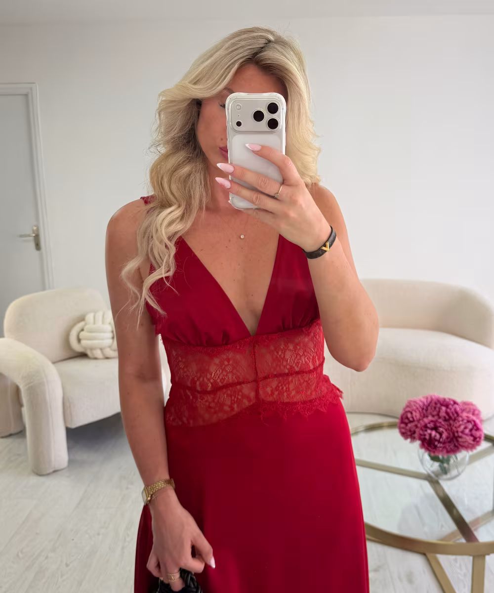 Robe longue dentelle rouge