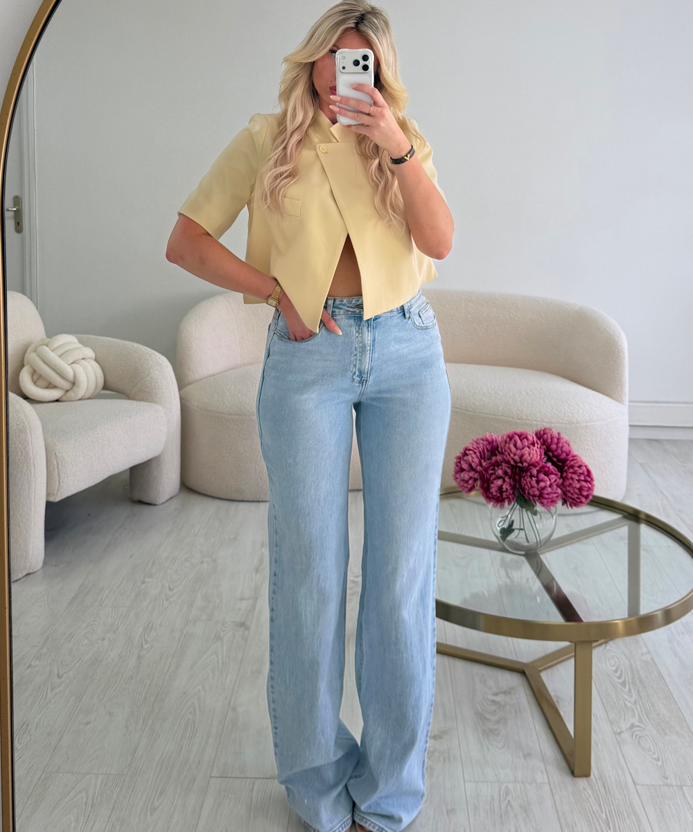 Asymmetrical yellow cropped blazer