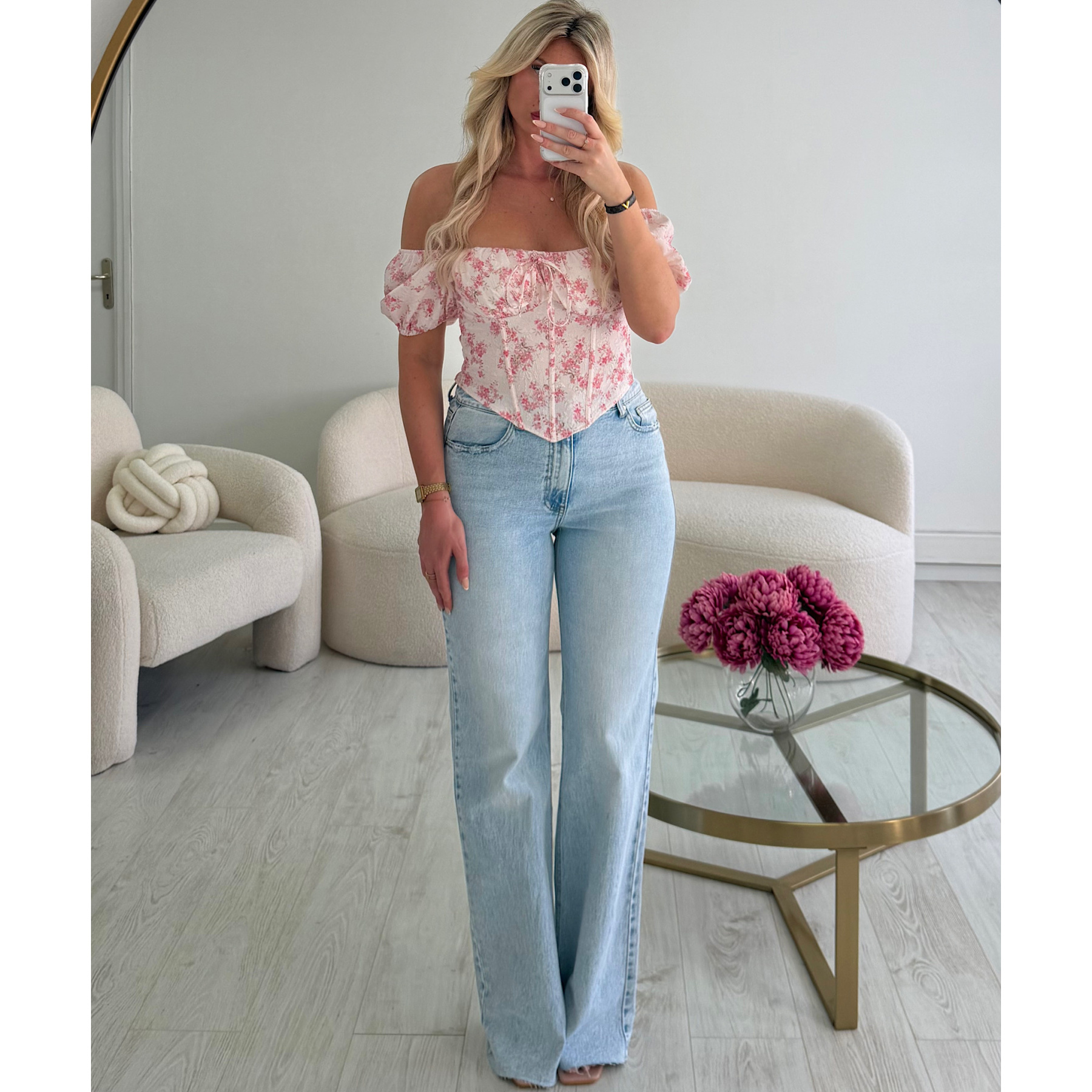 Extra long light blue jeans - DRESS DESIREE