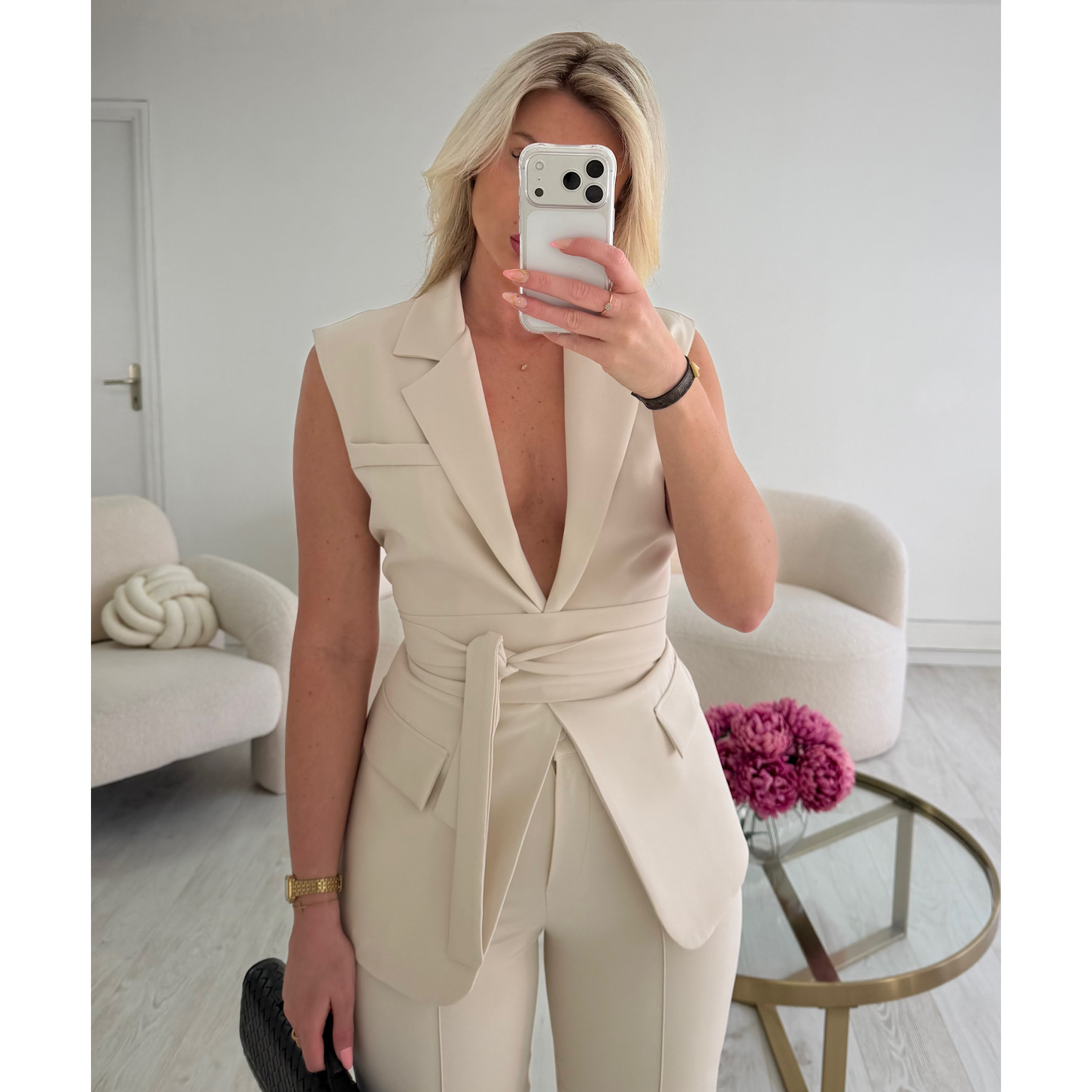 Blazer cintré crème sans manches- DRESS DESIREE