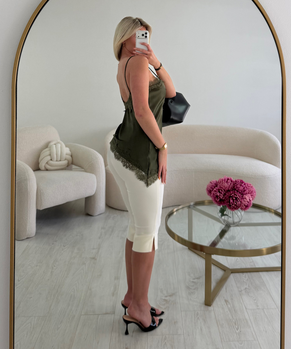 Capri crème couture