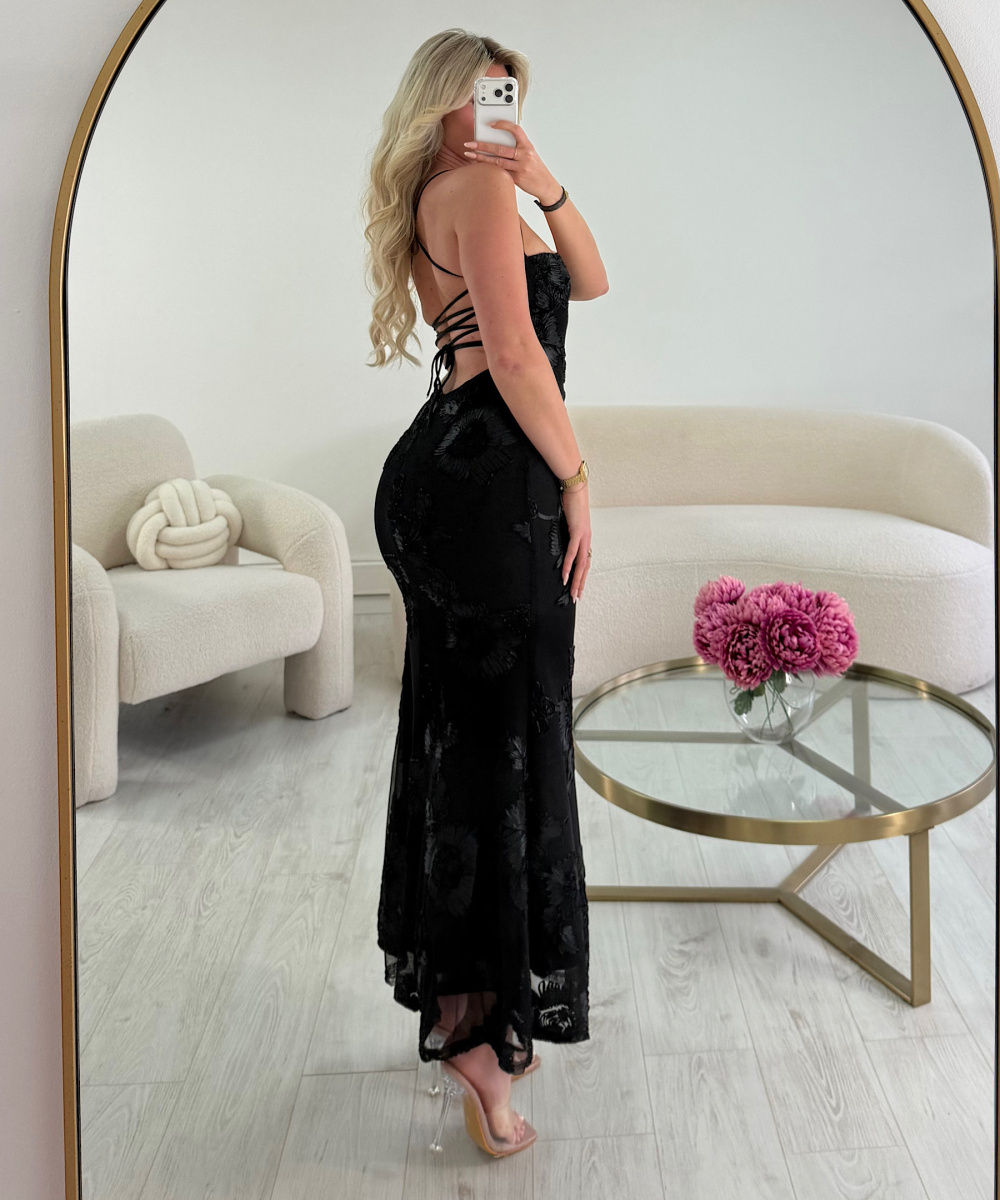 Robe sirène fleurs noire