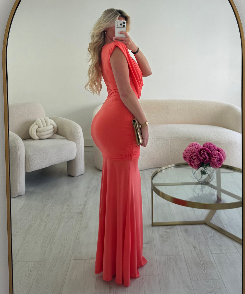 Robe longue drapée corail