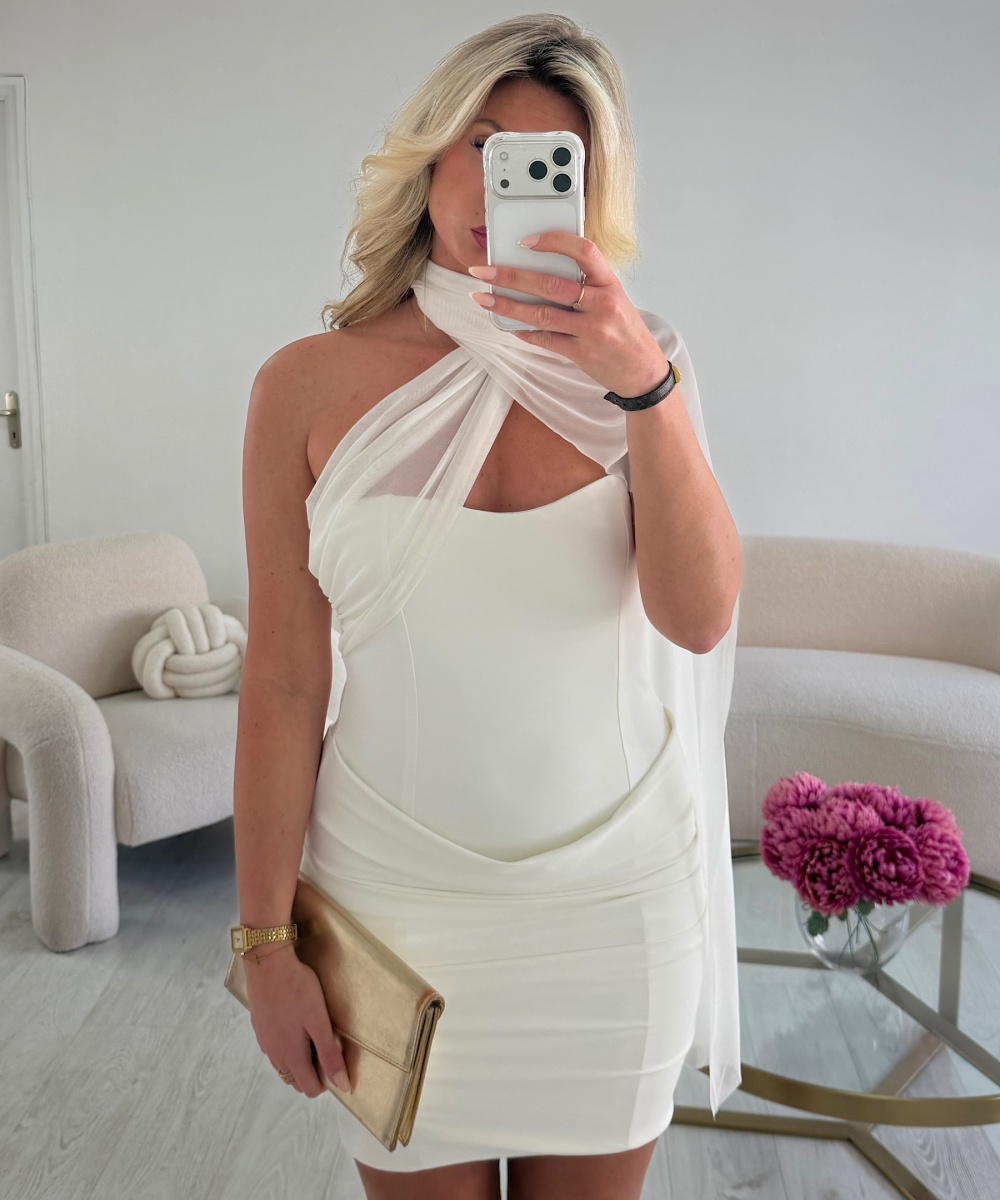 Robe col bustier drapé blanche courte