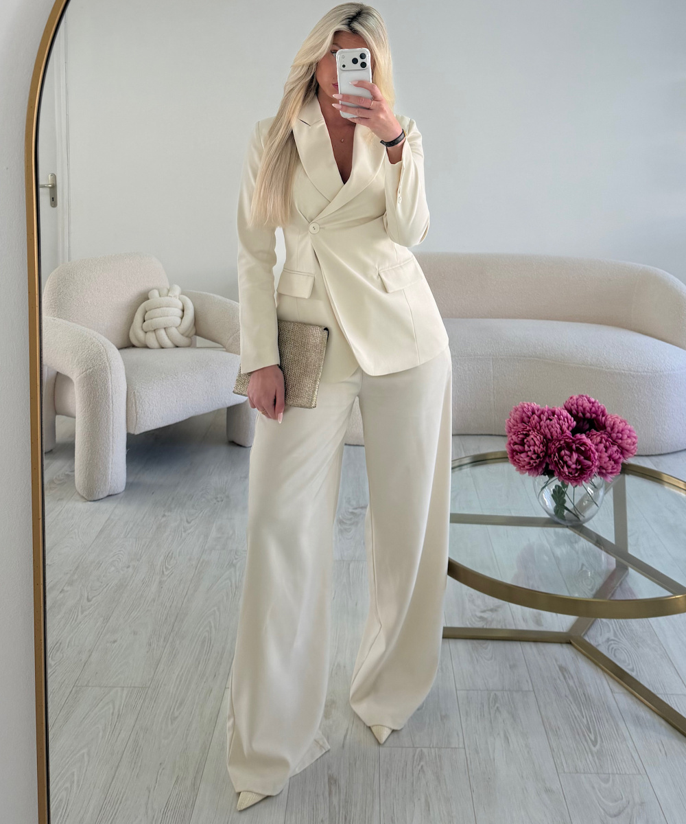 Extra long cream wide-leg trousers - DRESS DESIREE