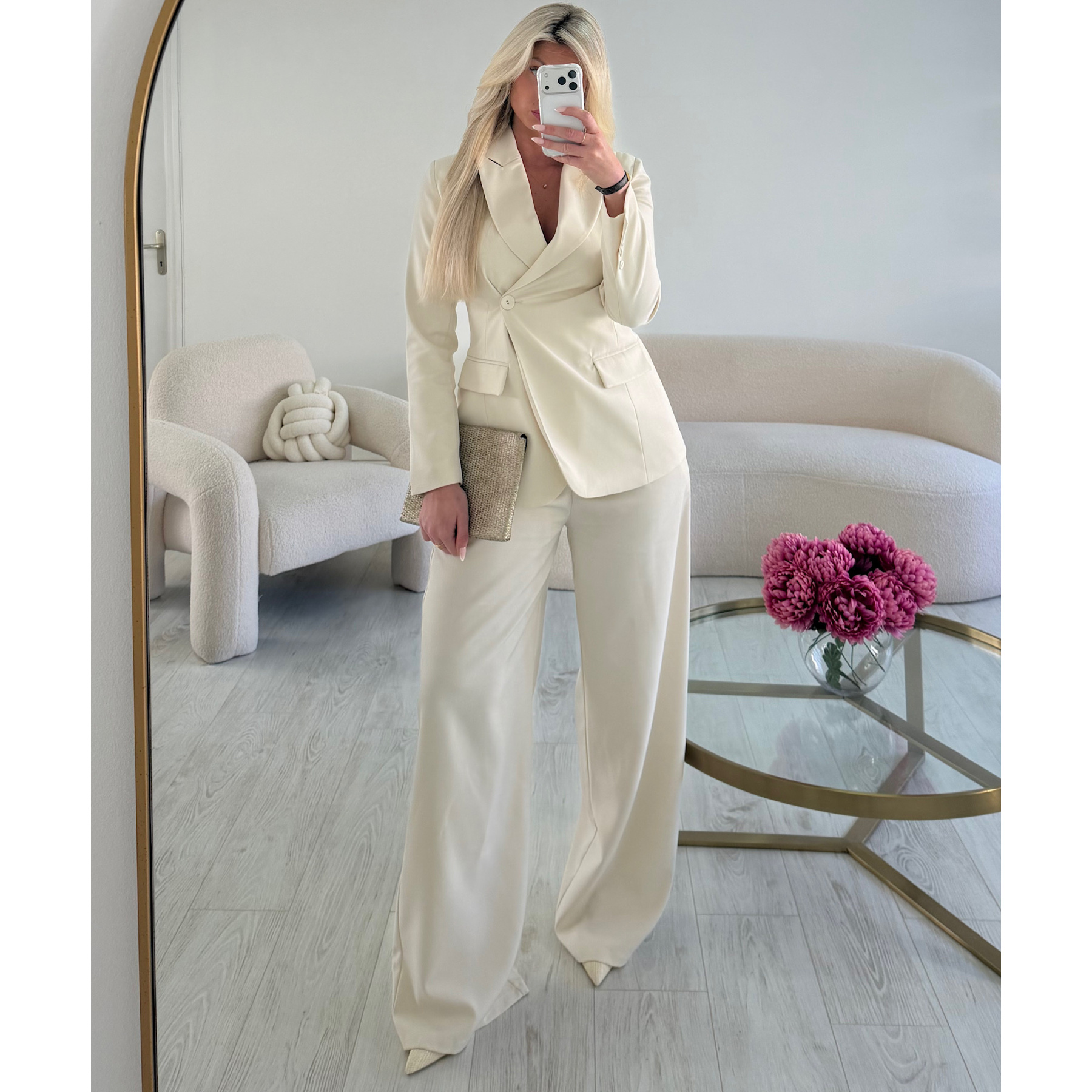 Extra long cream wide-leg trousers - DRESS DESIREE