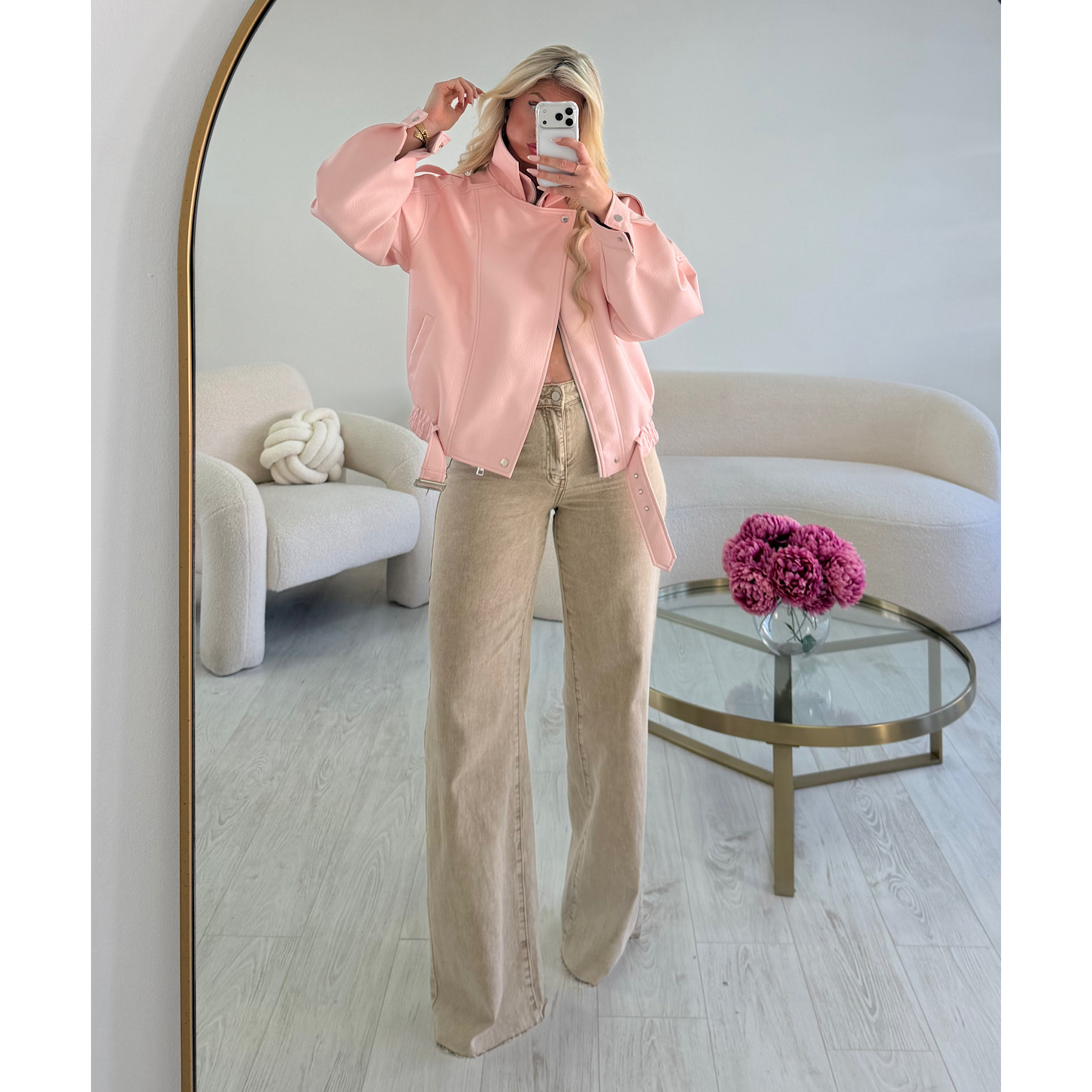Pastel pink faux leather jacket with stand-up collar - DRESS DESIREE