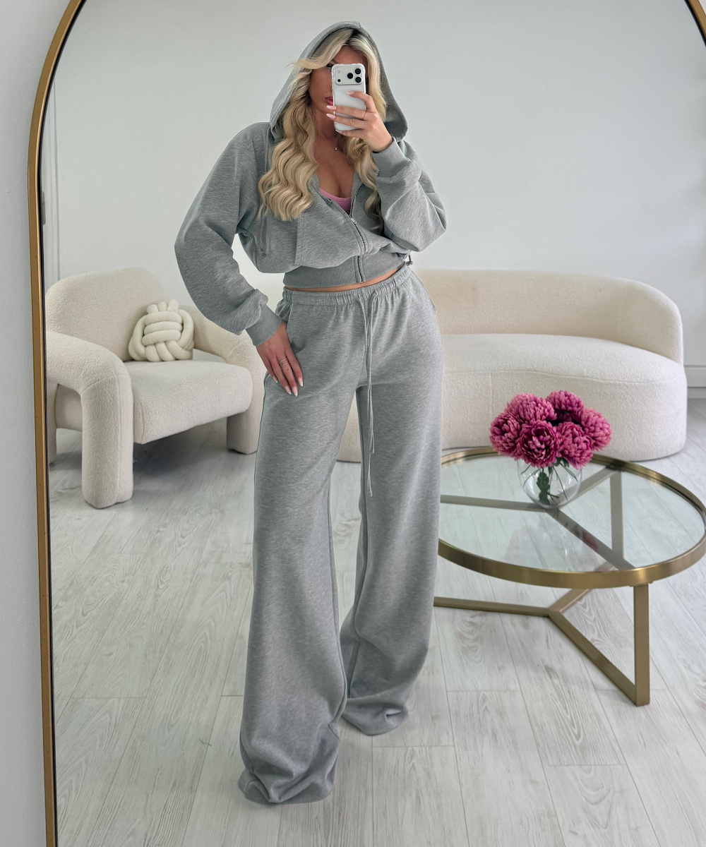 Extra extra long loose jogging bottoms in grey - DRESS DESIREE