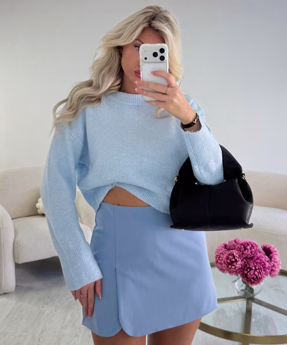 Pull bleu ciel court loose douceur - DRESS DESIREE