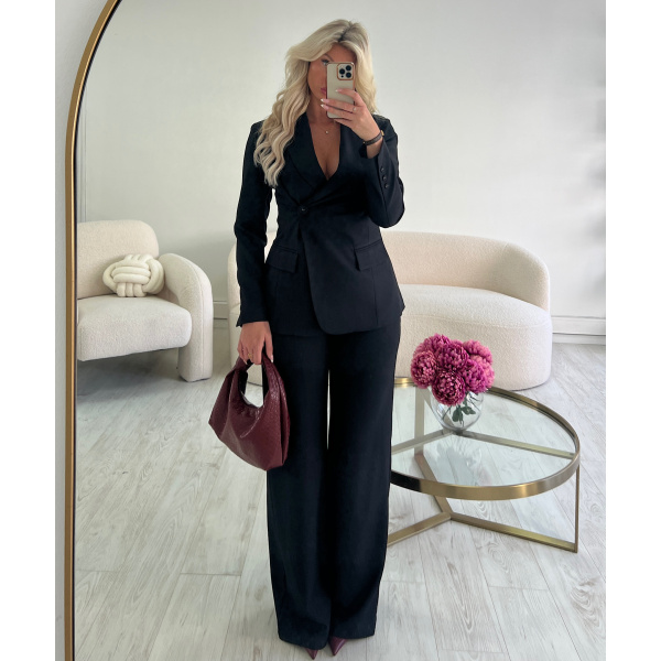 Black wide-leg flowing trousers - DRESS DESIREE