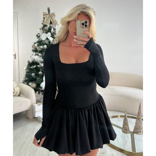 classy black balloon dress