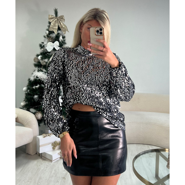 silver sequined backless blouse