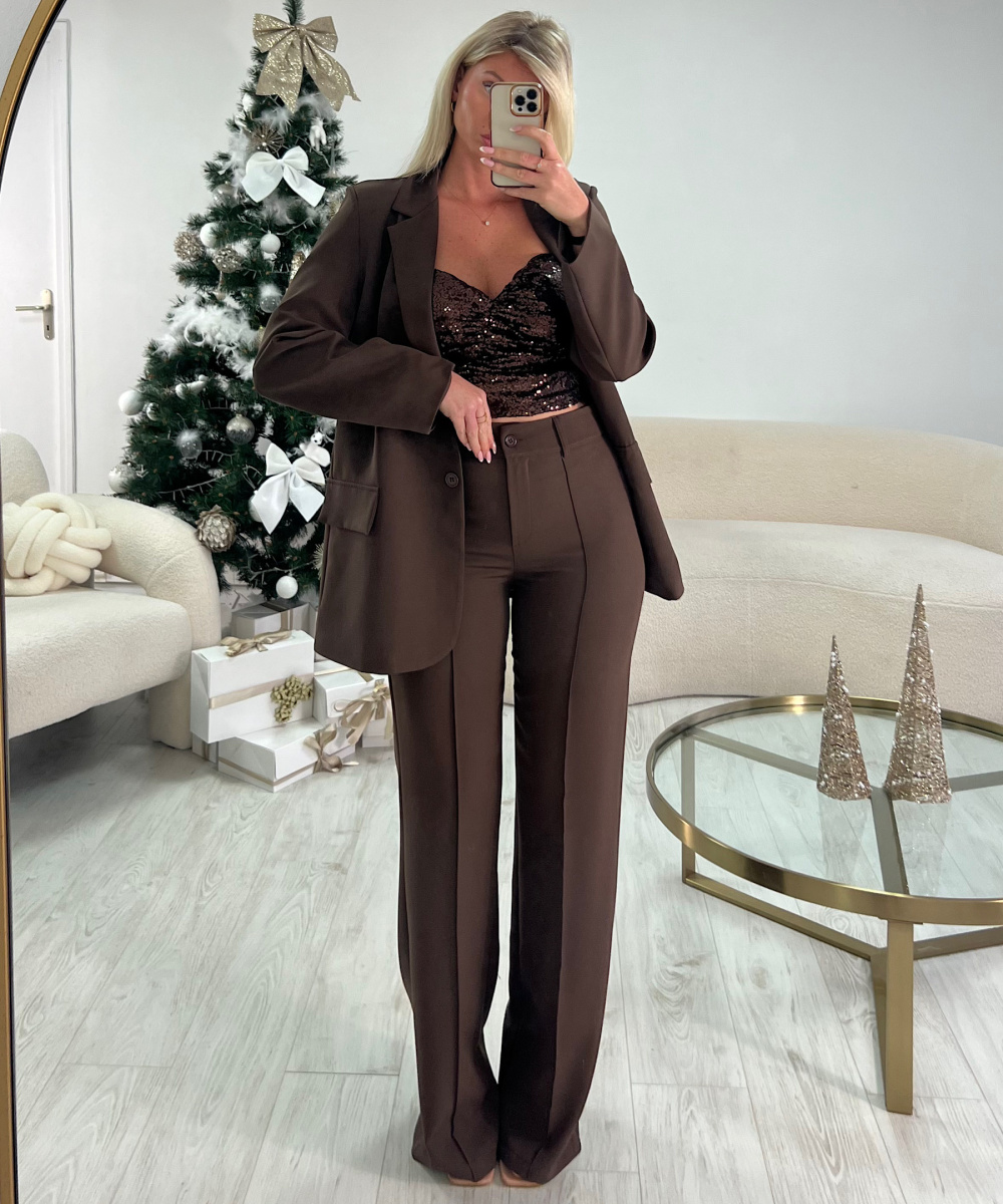 High-waisted heather choco couture pants