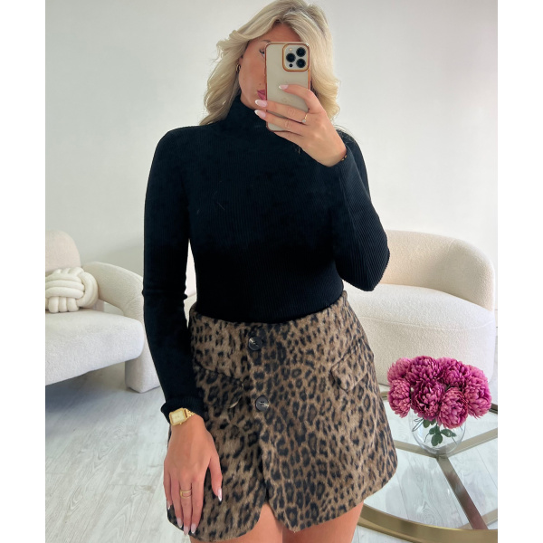 Leopard fleece skirt shorts