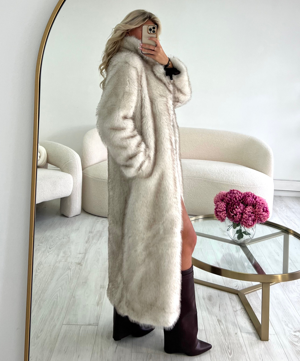 Premium fitted long creamy fur coat