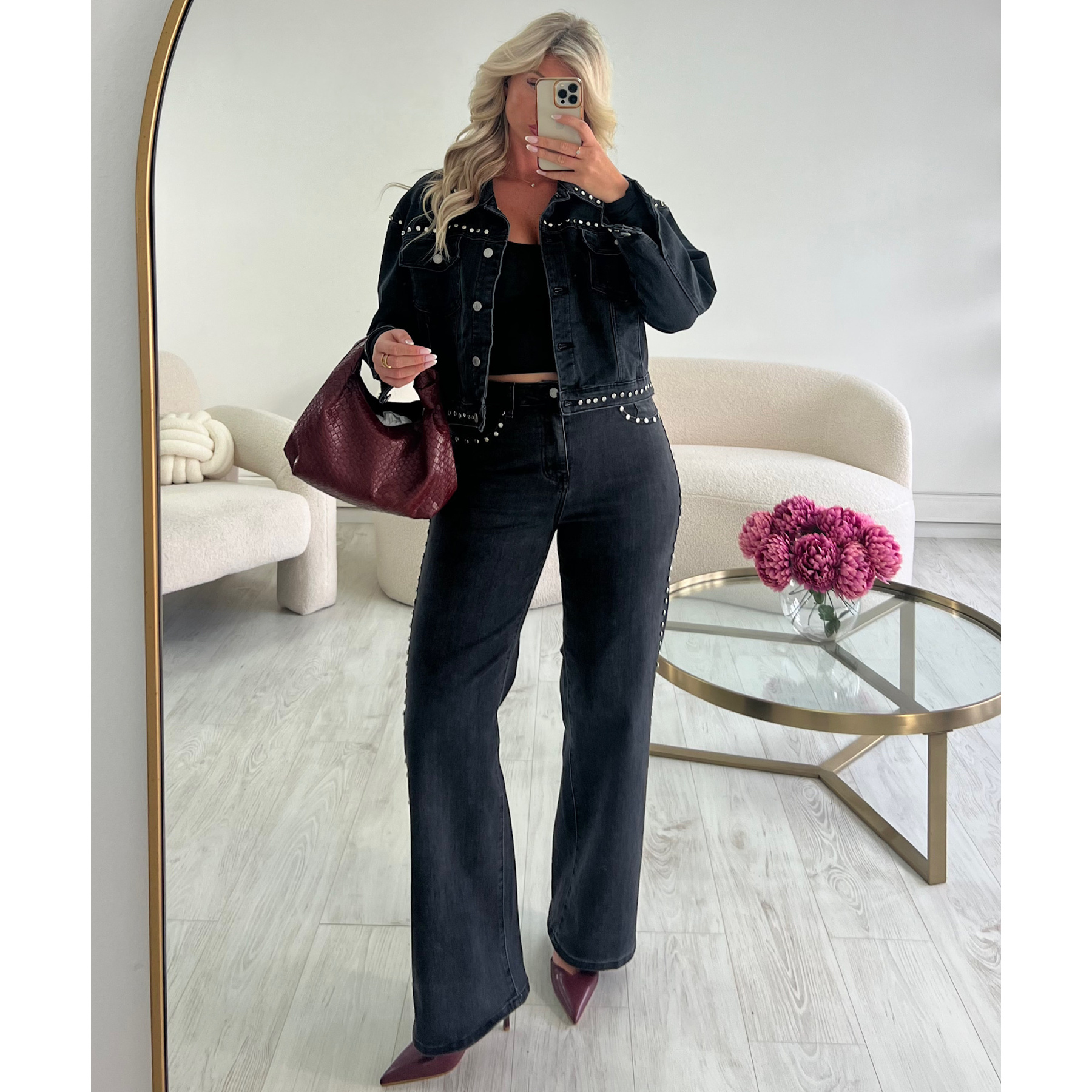 Standard black studded jeans - DRESS DESIREE