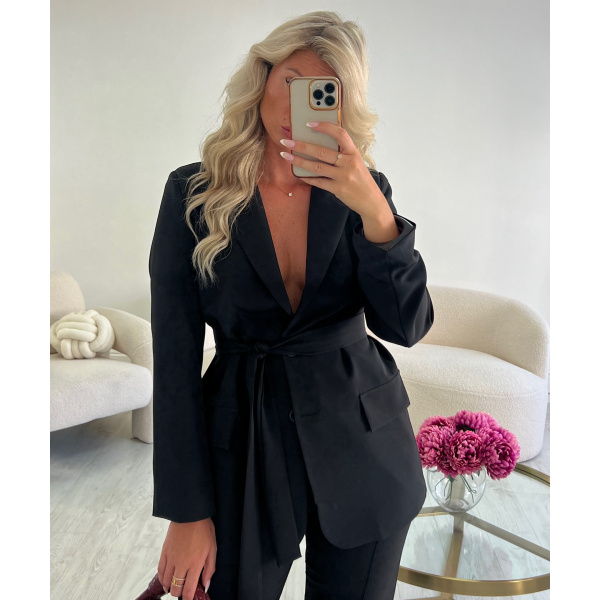 Black heather fitted/straight blazer