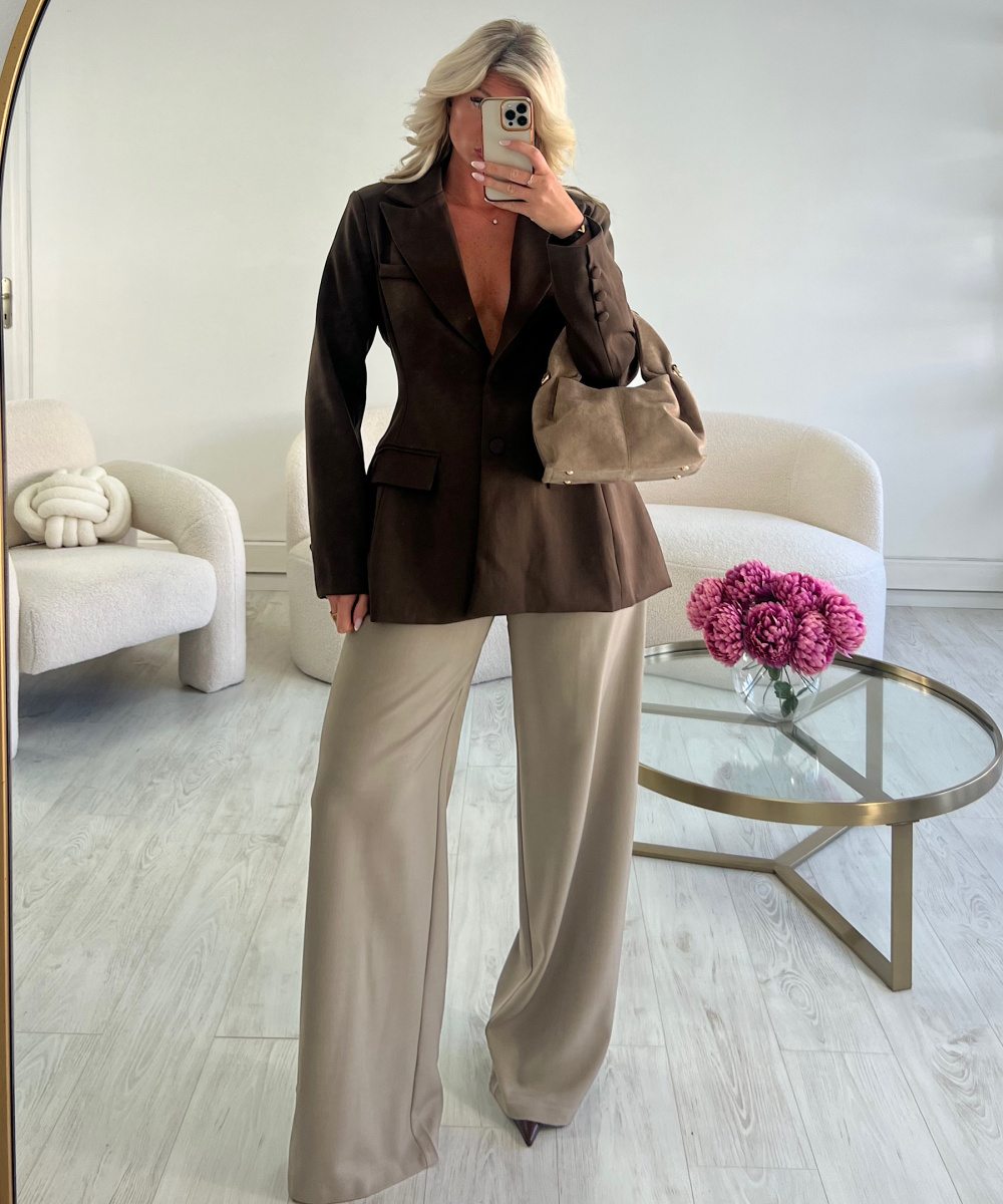 Coffee-coloured fitted blazer jacket - DRESS DESIREE