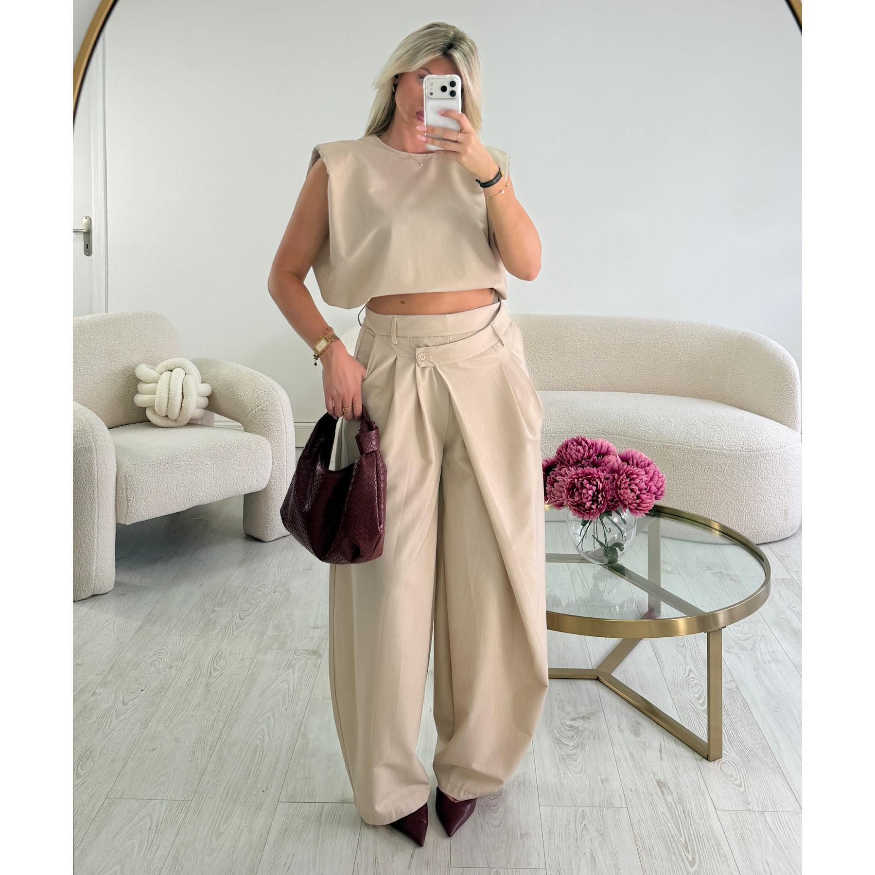Beige double-breasted trouser suit - DRESS DESIREE
