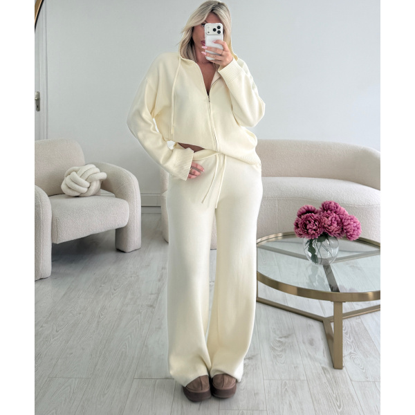 Creamy casual trouser set - DRESS DESIREE