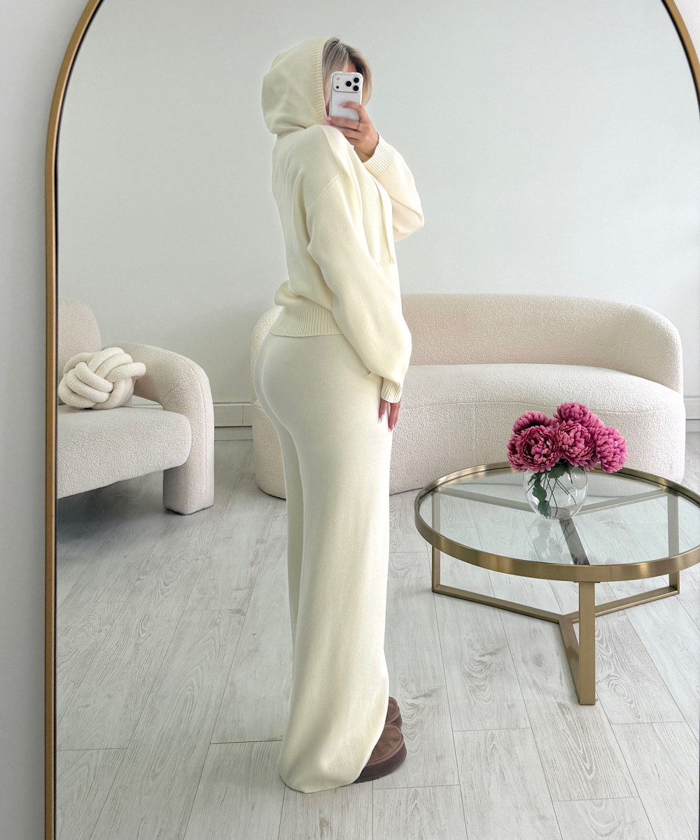 Creamy casual trouser set - DRESS DESIREE