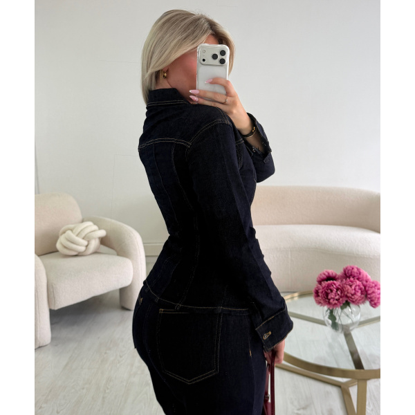 Fitted raw denim jacket