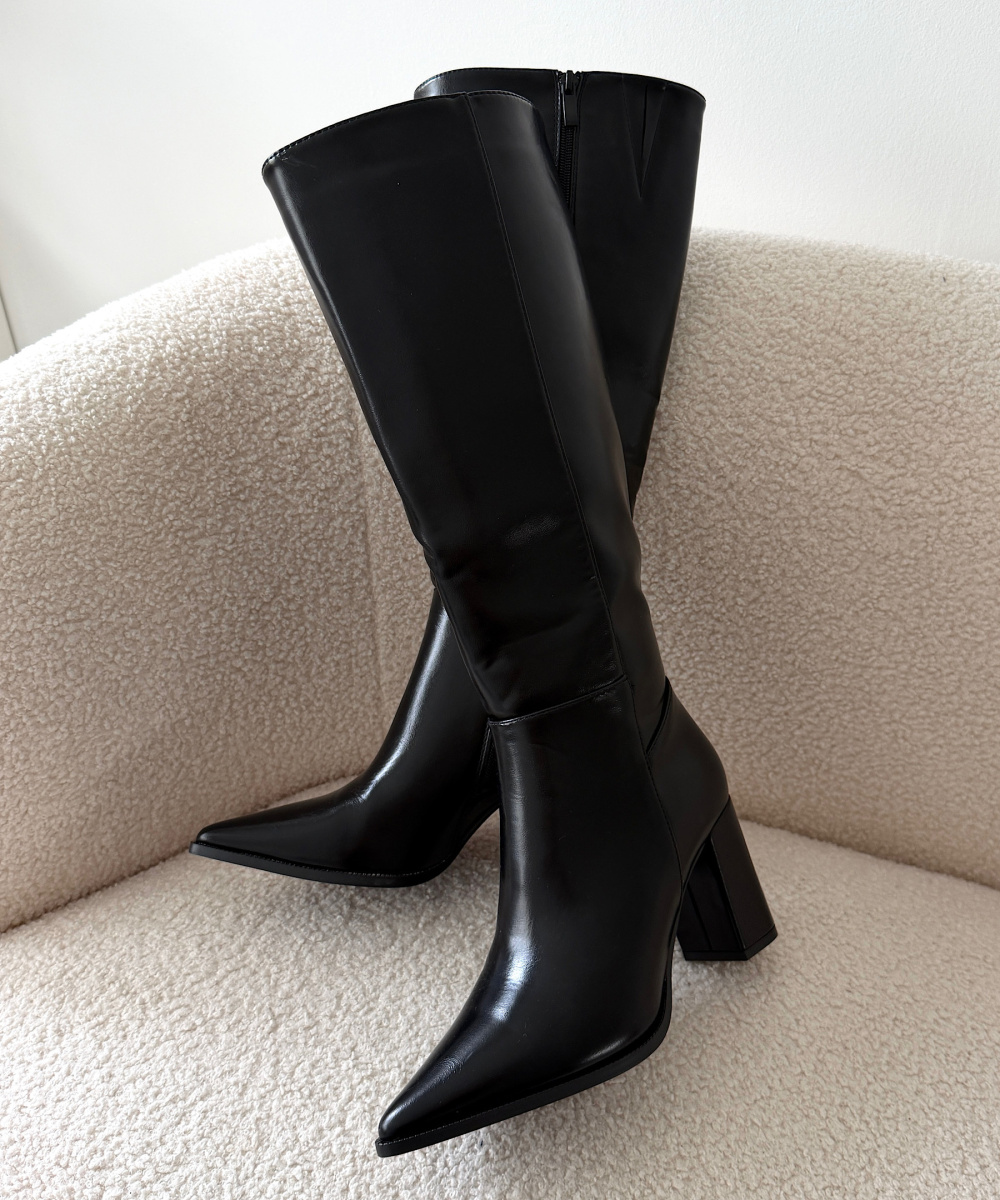 Classy black faux leather heeled boots - DRESS DESIREE