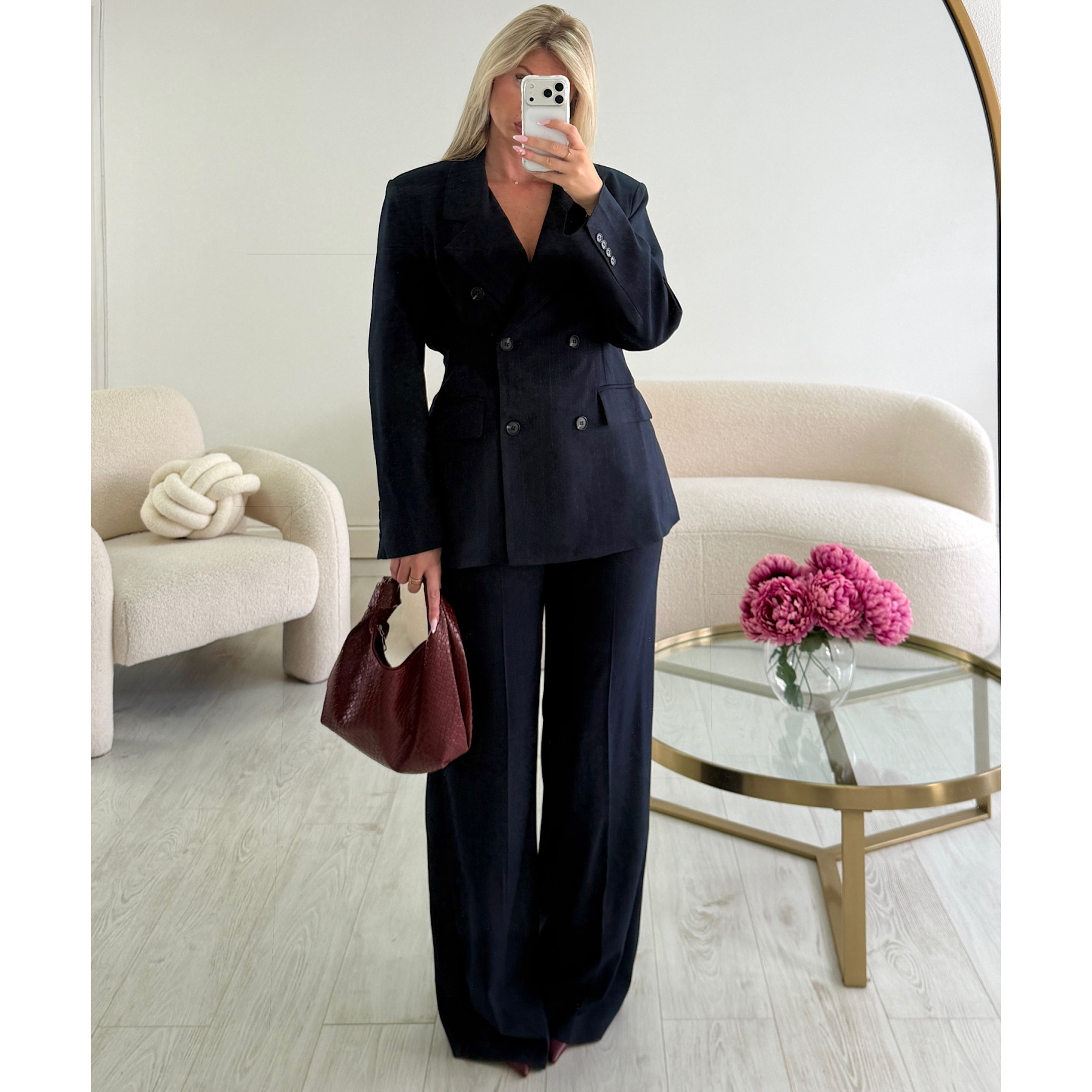 Fitted navy blue striped blazer