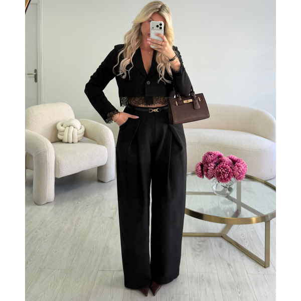 Standard Barrel Pants in black