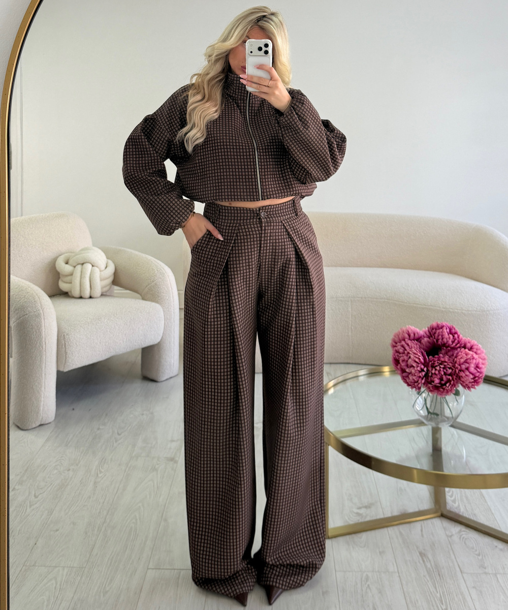 Extra-tall brown checked barrel trousers - DRESS DESIREE