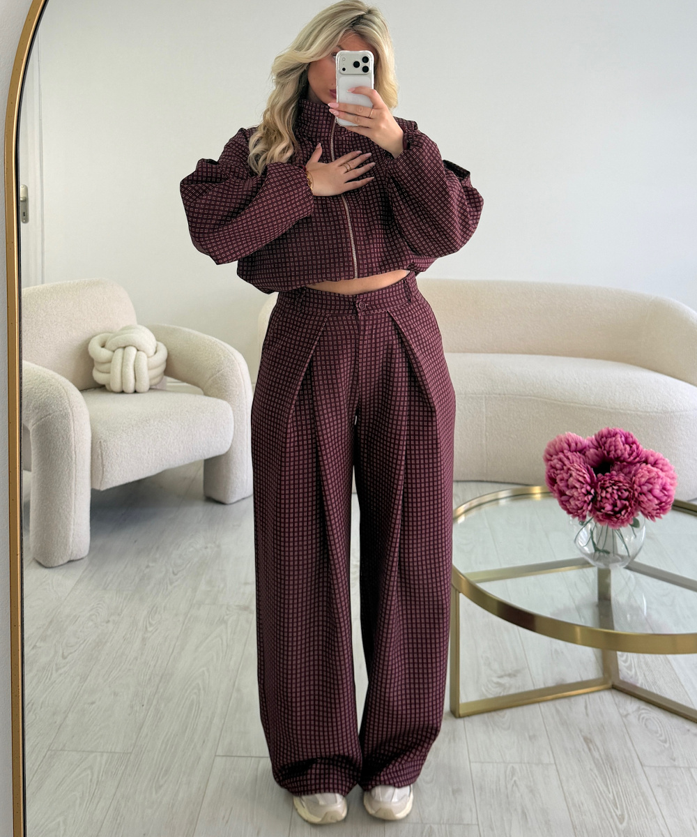 Standard burgundy checked barrel trousers