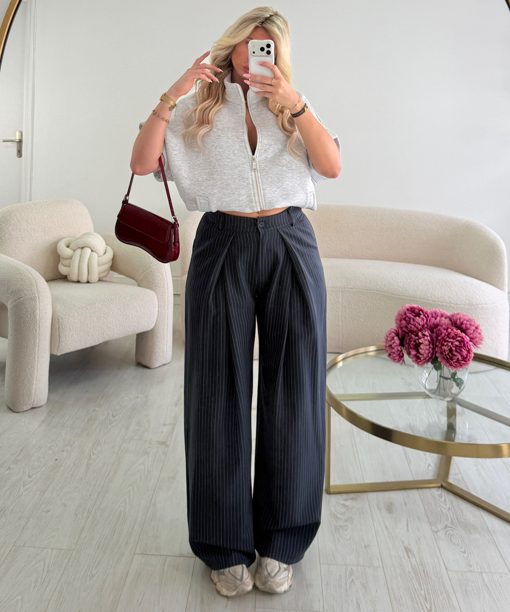 Standard Barrel Pants with navy blue Stripes