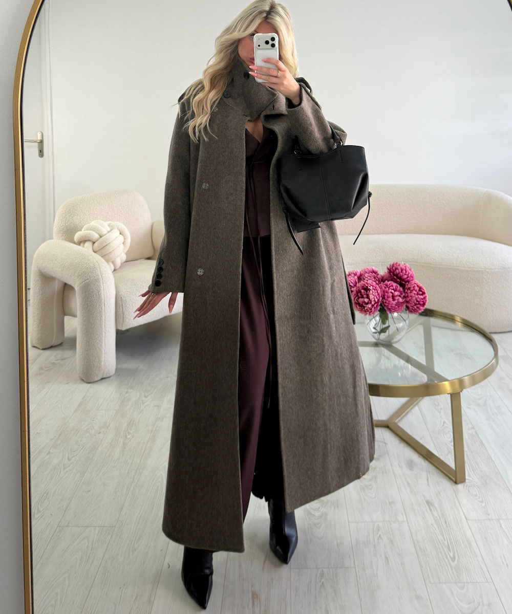 Long, thick taupe wool coat - DRESS DESIREE