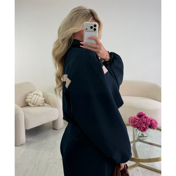 Casual bomber jackets with navy trim