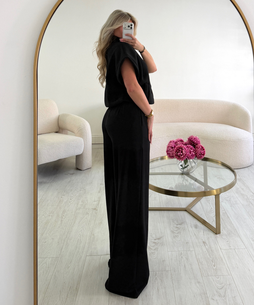 Comfy black extra-tall trousers